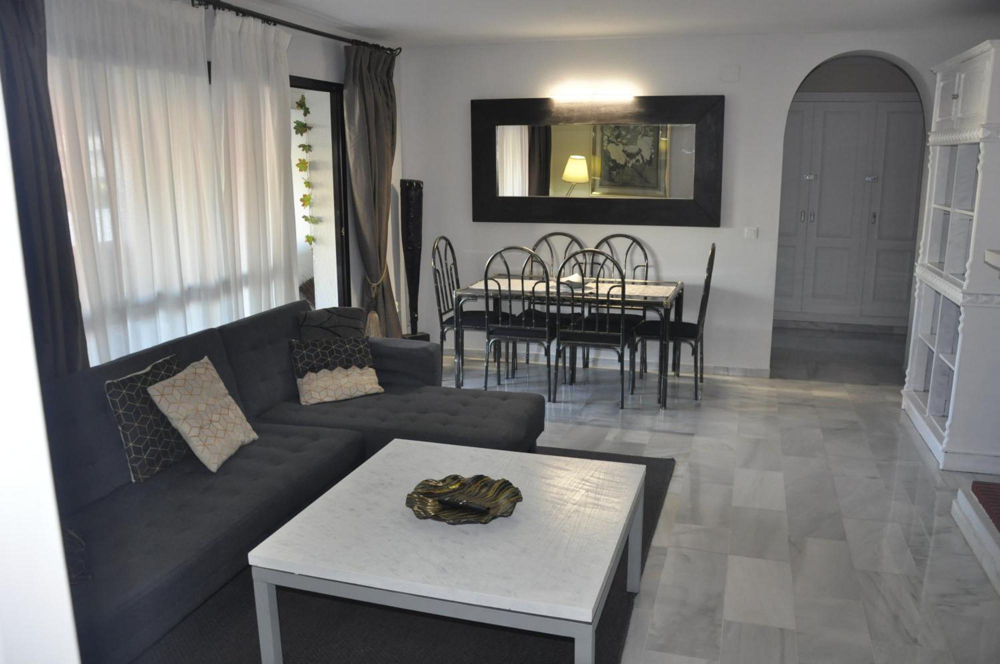 Apartment Puerto Banus